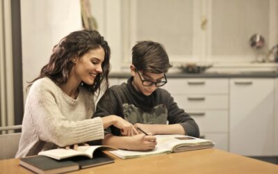 Périodes de devoirs difficiles? De la zizanie à l’harmonie en 5 trucs!
