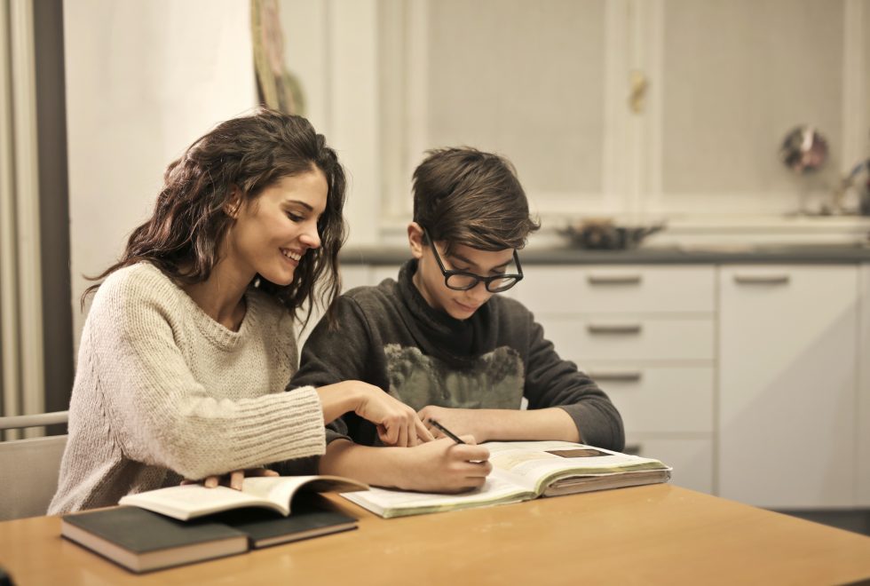 Périodes de devoirs difficiles? De la zizanie à l’harmonie en 5 trucs!